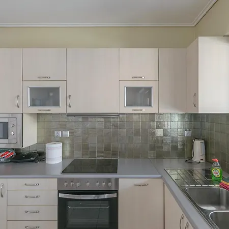 Apartment Kesariani's Luxury 750s.f /70 S.m 2 Bedrms 1,5km To Center 1,3 Metro Evangelismos Athens