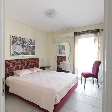 Kesariani's Luxury 750s.f /70 S.m 2 Bedrms 1,5km To Center 1,3 Metro Evangelismos * Athens